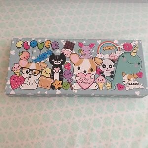 Too faced Clover Eye Palette